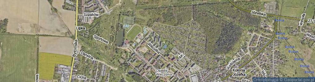 Zdjęcie satelitarne Sucharskiego Henryka, mjr. ul.